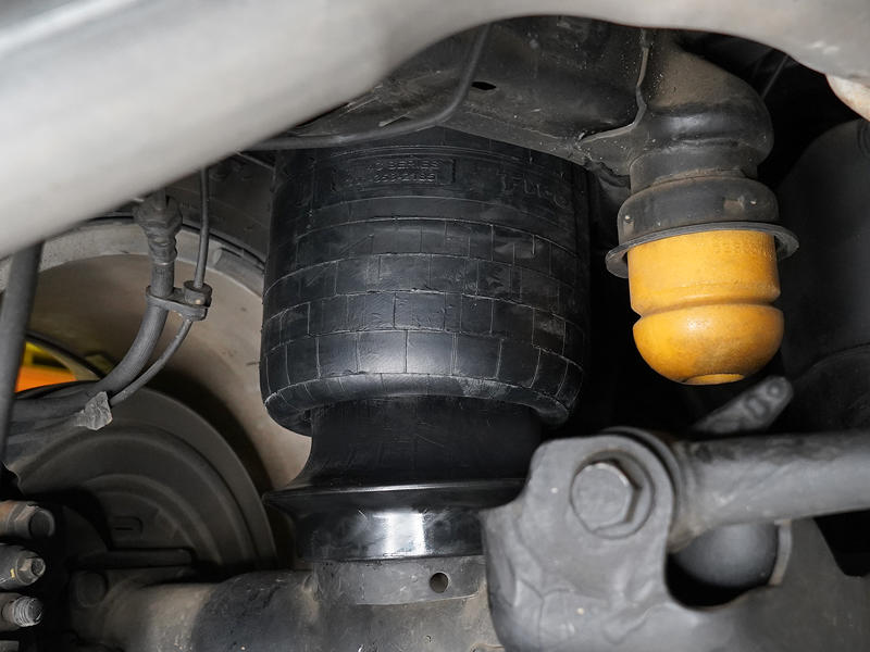 OA6044M - Full Air Suspension Kit  - Metric Tubing